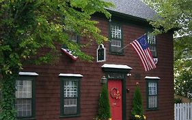 Melville House Newport